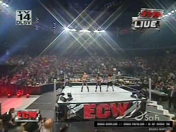 ECW_on_SCiFi_06_05_07_Extreme_Expose_XviD_avi_000002702.jpg