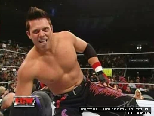 ECW_09-04-07_Balls_Mahoney_vs_Miz_w-Extreme_Expose_-_edit_avi_000073606.jpg