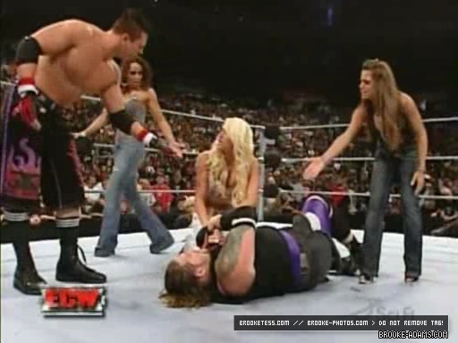 ECW_09-04-07_Balls_Mahoney_vs_Miz_w-Extreme_Expose_-_edit_avi_000120487.jpg