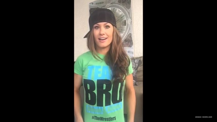 Knockout_Brooke_Shows_Off_the_BRAND_NEW_Team_Bro_T-Shirt_at_ShopTNA_com21_-_YouTube_MP4_20150801_181222_550.jpg