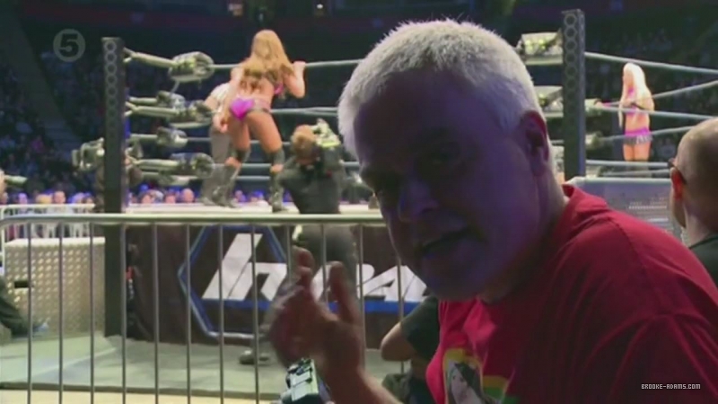 TNA_Stars_on_-The_Gadget_Show-_-_Video_Dailymotion_FLV_20150801_200016_900.jpg