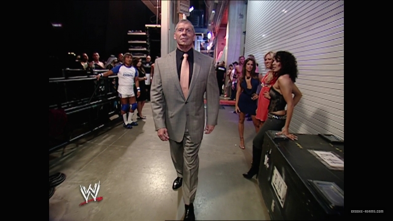 WWE_Monday_Night_Raw_2007_06_11_720p_WEB_h264-HEEL_mp4_007708952.jpg