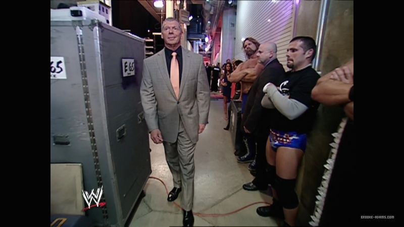 WWE_Monday_Night_Raw_2007_06_11_720p_WEB_h264-HEEL_mp4_007711877.jpg