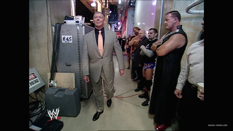WWE_Monday_Night_Raw_2007_06_11_720p_WEB_h264-HEEL_mp4_007713326.jpg