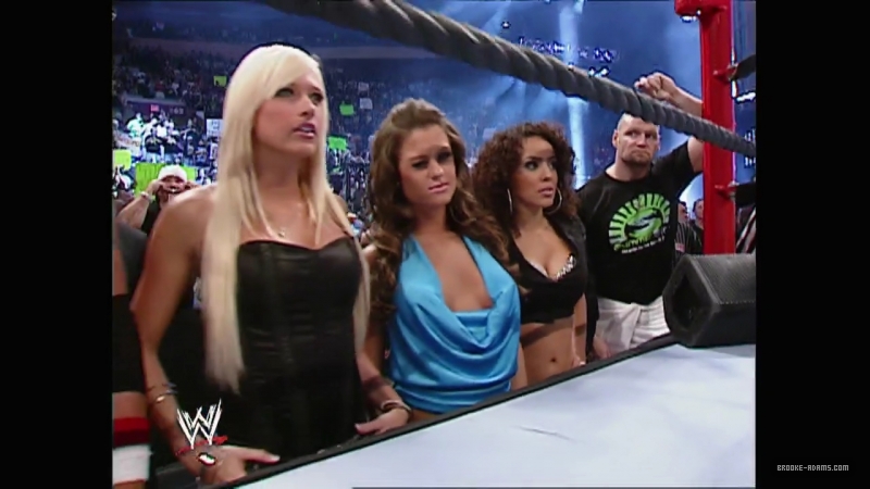 WWE_Monday_Night_Raw_2007_08_13_720p_WEB_h264-HEEL_mp4_000315727.jpg