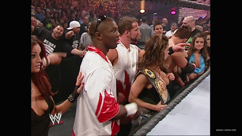 WWE_Monday_Night_Raw_2007_08_13_720p_WEB_h264-HEEL_mp4_000755292.jpg