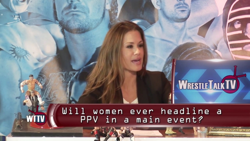 TNA_s_Brooke_Hosting2C_All_Female_Panel2C_Super_Fan_Returns21_-_WTTV_S4_Ep23_mp4_000160533.jpg