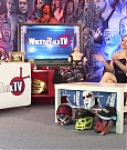 TNA_s_Brooke_Hosting2C_All_Female_Panel2C_Super_Fan_Returns21_-_WTTV_S4_Ep23_mp4_000148749.jpg