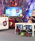 TNA_s_Brooke_Hosting2C_All_Female_Panel2C_Super_Fan_Returns21_-_WTTV_S4_Ep23_mp4_000149932.jpg