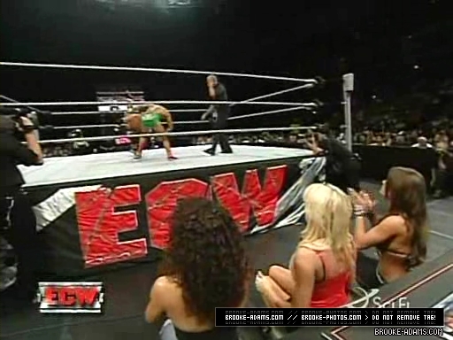 ECW_07-24-07_Miz_vs_Nunzio_w-Extreme_Expose_at_ringside_avi_000186219.jpg