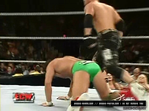 ECW_07-24-07_Miz_vs_Nunzio_w-Extreme_Expose_at_ringside_avi_000326826.jpg