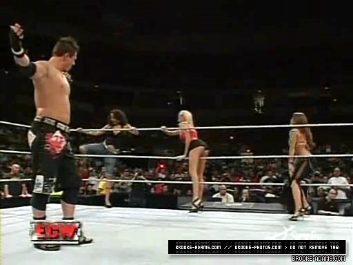 ECW_07-24-07_Miz_vs_Nunzio_w-Extreme_Expose_at_ringside_avi_000395295.jpg