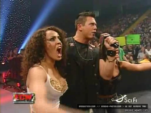 ECW_10-02-07_Balls_Mahoney-Kelly_Kelly-Miz_w-Extreme_Expose_ring_segment_avi_000221423.jpg