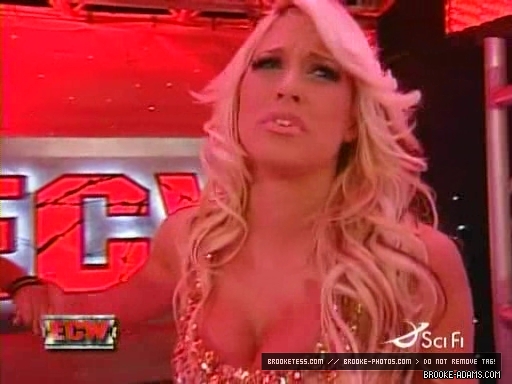 ECW_10-02-07_Balls_Mahoney-Kelly_Kelly-Miz_w-Extreme_Expose_ring_segment_avi_000267162.jpg