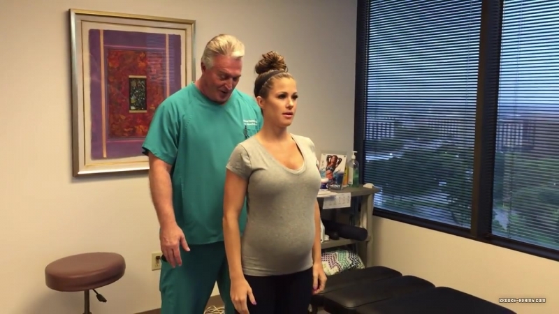 Brooke_Adams_Back_At_Advanced_Chiropractic_Relief_For_Prenatal_Adjustment_036.jpg