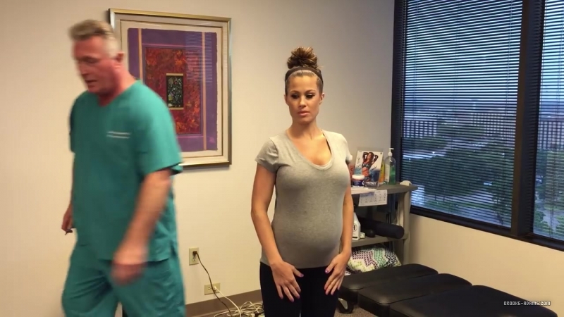 Brooke_Adams_Back_At_Advanced_Chiropractic_Relief_For_Prenatal_Adjustment_093.jpg