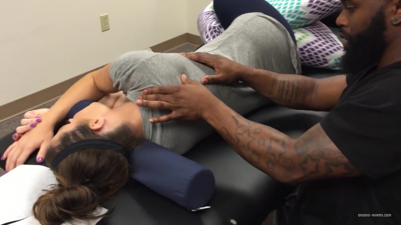 Prenatal_Massage_At_Advanced_Chiropractic_Relief_Joseph___Brooke_Adams_287.jpg
